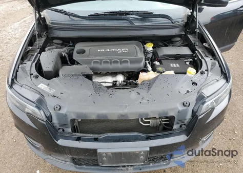 2019 Jeep Cherokee Latitude из США, поврежденный, VIN 1C4PJMCB6KD212249